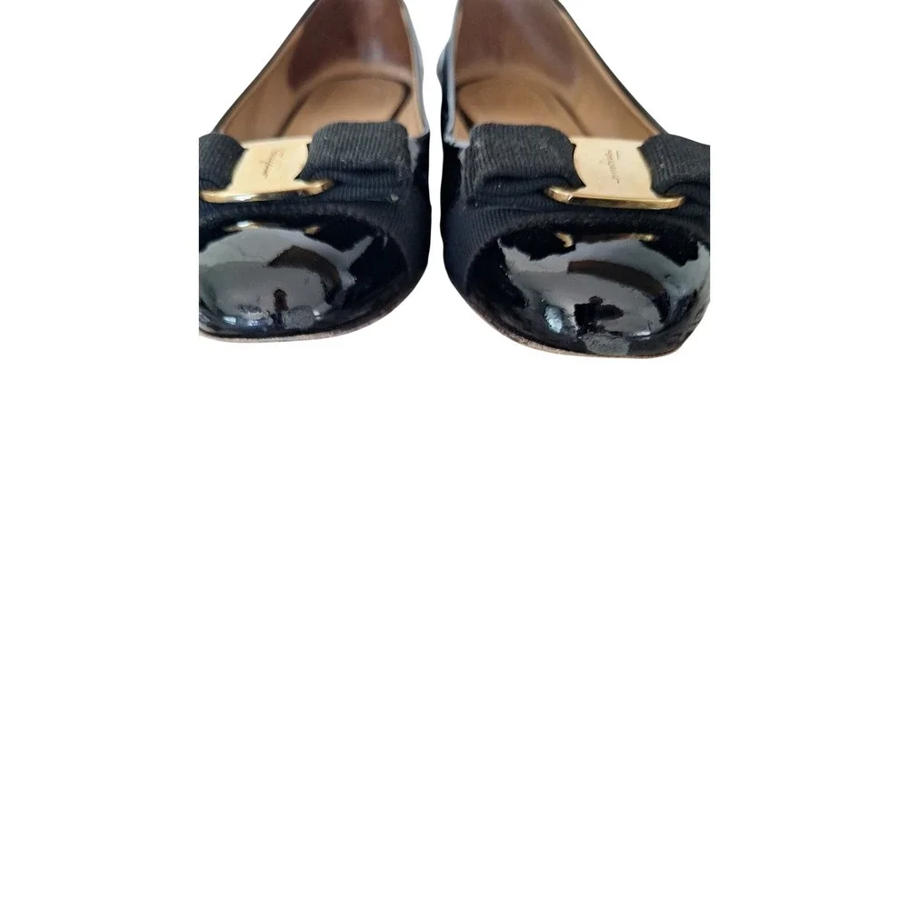 Salvatore Ferragamo Varina Black Patent Leather Bow Ballet Flats 5.5 C YW 05205